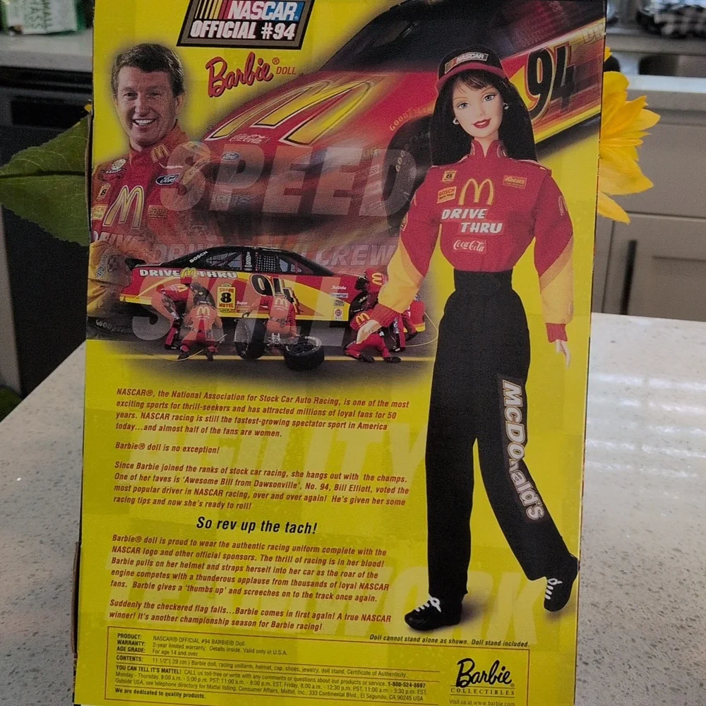 Barbie NASCAR Official #94 Doll - Red and Black Outfit 1999 Collector Edition - Picture 7 of 7